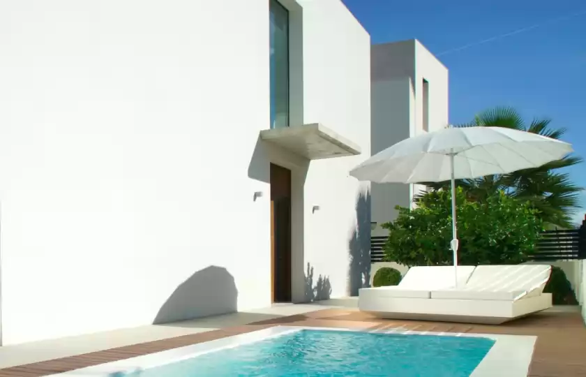 Holiday rentals in Atzur, Son Serra de Marina