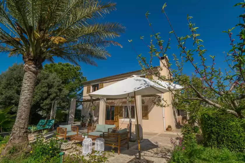 Holiday rentals in Can pilos, Inca