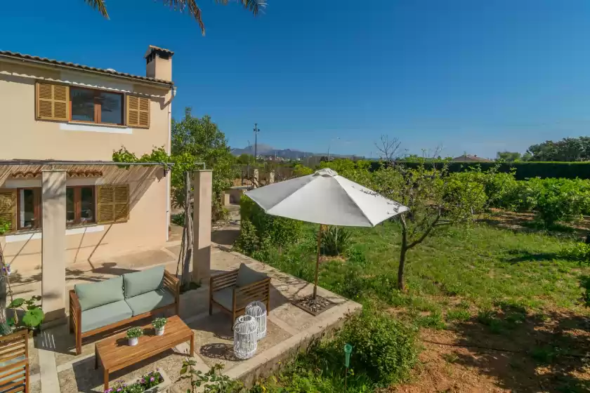 Holiday rentals in Can pilos, Inca