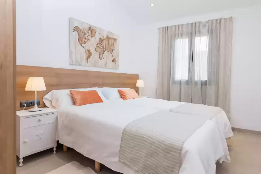 Holiday rentals in Ca na foc, Sa Pobla