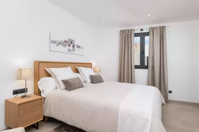 Holiday rentals in Ca na foc, Sa Pobla