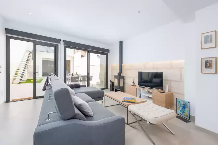 Holiday rentals in Ca na foc, Sa Pobla