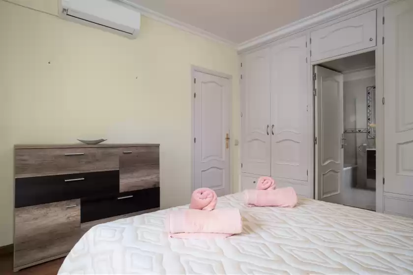 Holiday rentals in Villa cala ferrera, Cala d'Or