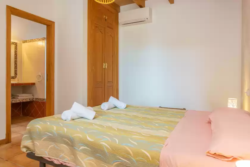 Holiday rentals in Los girasoles, Campos