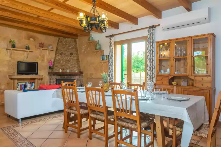 Holiday rentals in Los girasoles, Campos