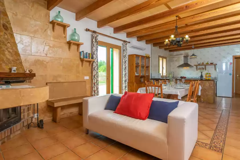 Holiday rentals in Los girasoles, Campos