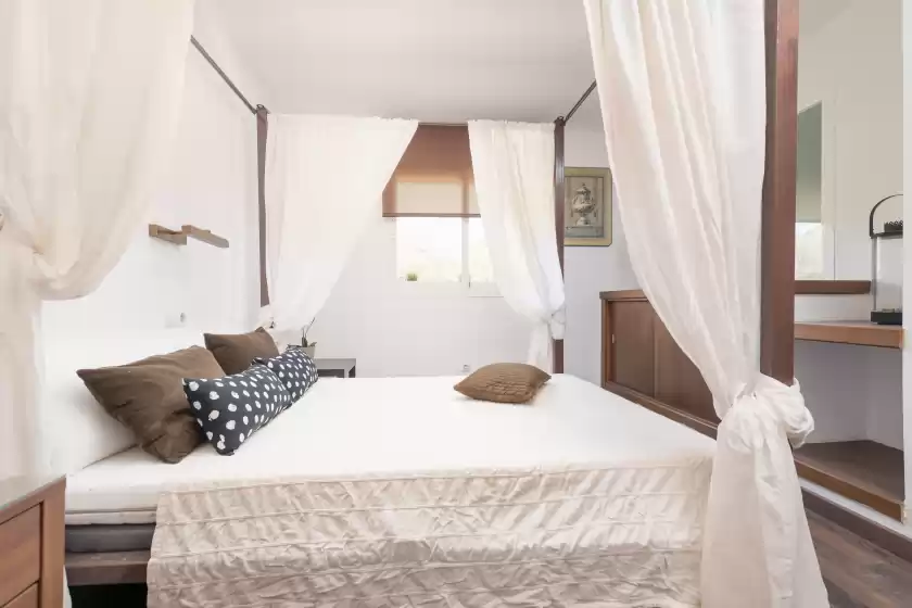 Holiday rentals in Evamas, Palma