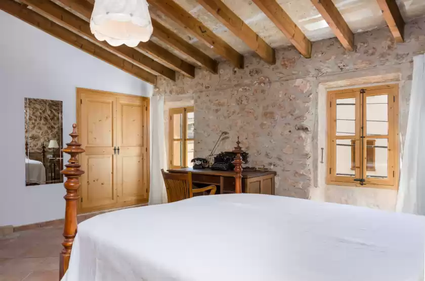 Holiday rentals in Can mora, Campos