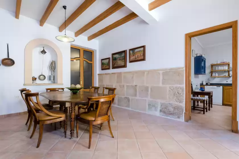 Holiday rentals in Can mora, Campos