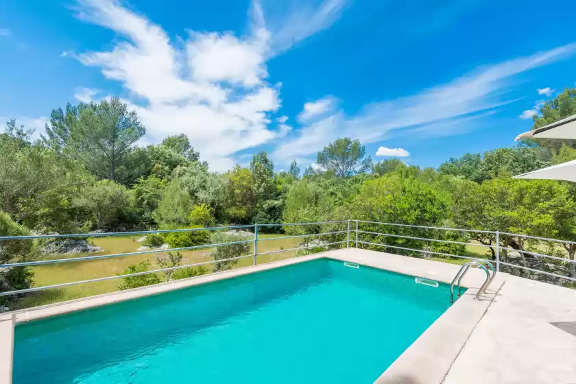 Holiday rentals in Can company, Campanet