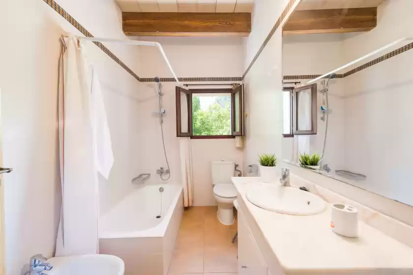 Holiday rentals in Can company, Campanet