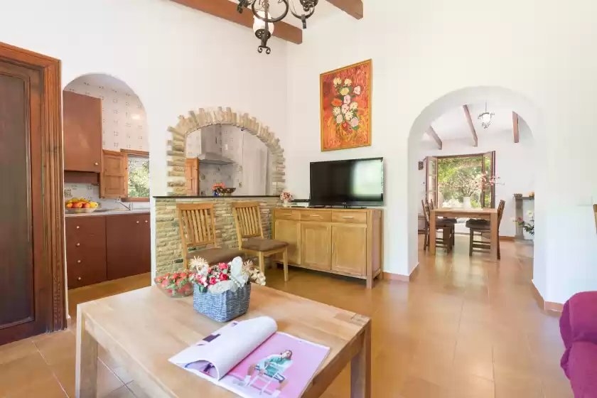 Holiday rentals in Can company, Campanet