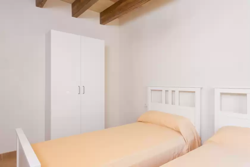 Holiday rentals in Can company, Campanet