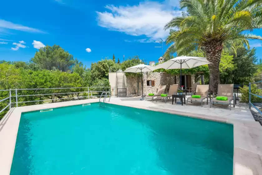 Holiday rentals in Can company, Campanet