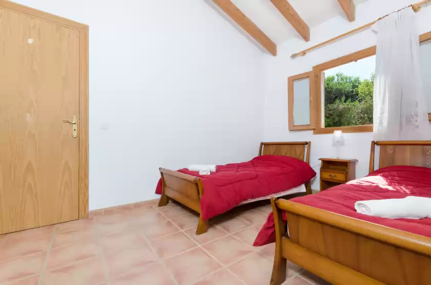 Holiday rentals in Perú, Son Serra de Marina