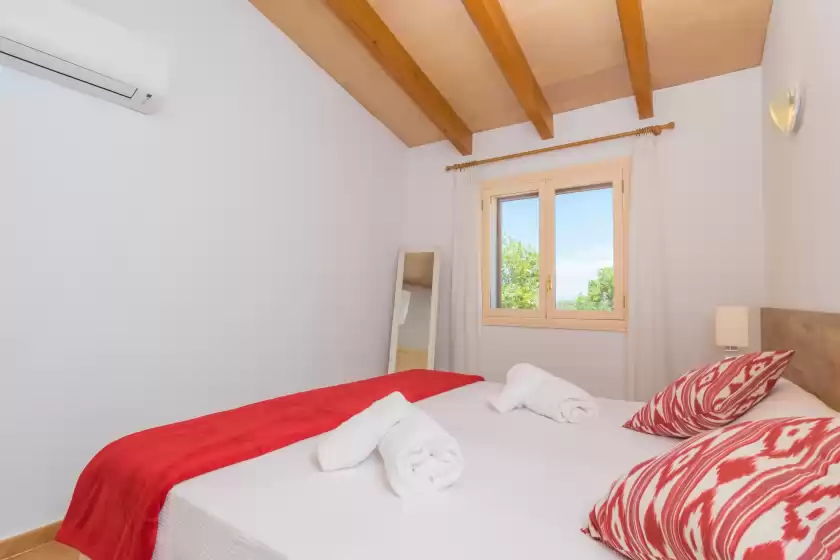Holiday rentals in Can tomeu (ses salines), ses Salines