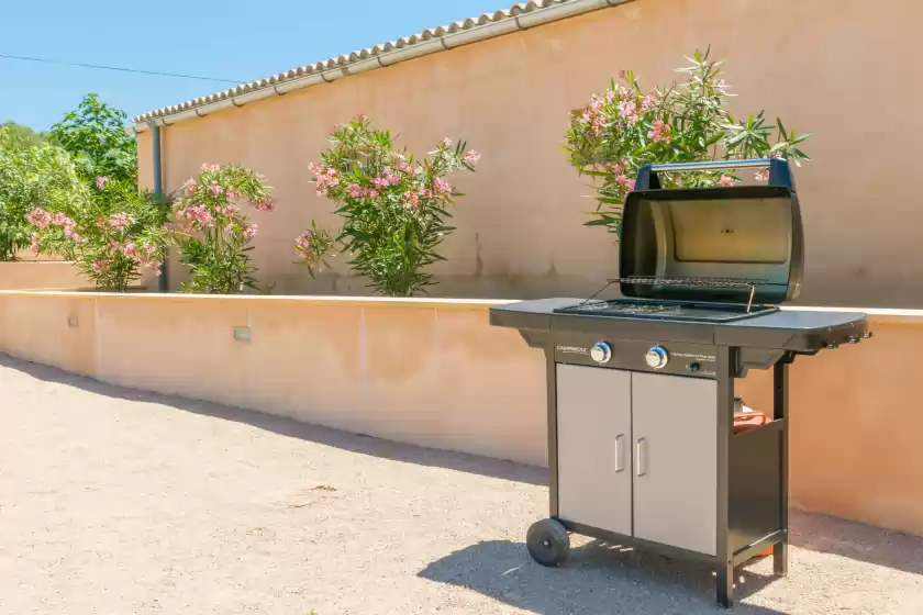 Holiday rentals in Can tomeu (ses salines), ses Salines