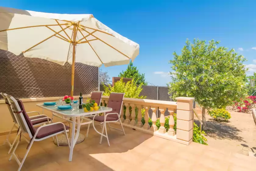 Holiday rentals in Can tomeu (ses salines), ses Salines