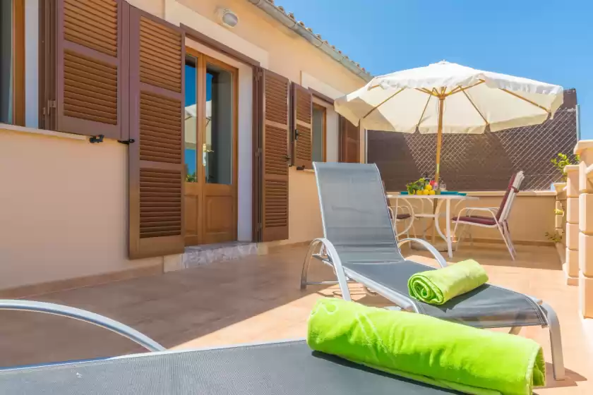 Holiday rentals in Can tomeu (ses salines), ses Salines