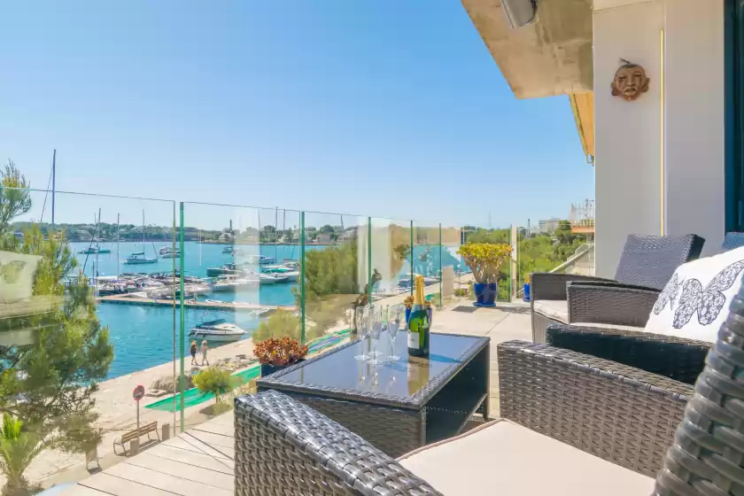 Holiday rentals in Llevant, Portocolom