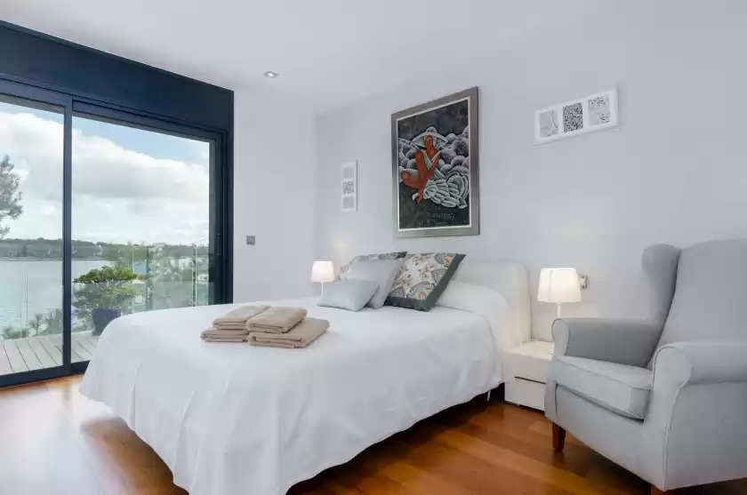 Holiday rentals in Ponent, Portocolom