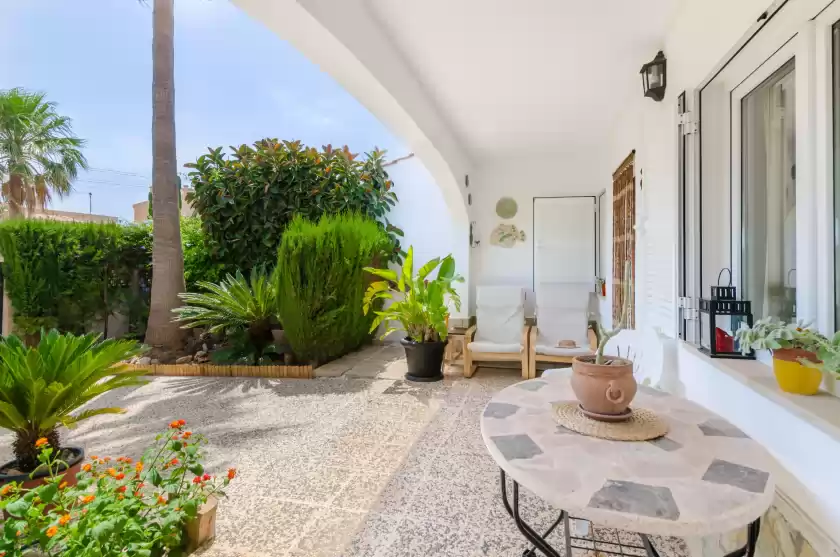 Holiday rentals in Can mestral, Badia Blava