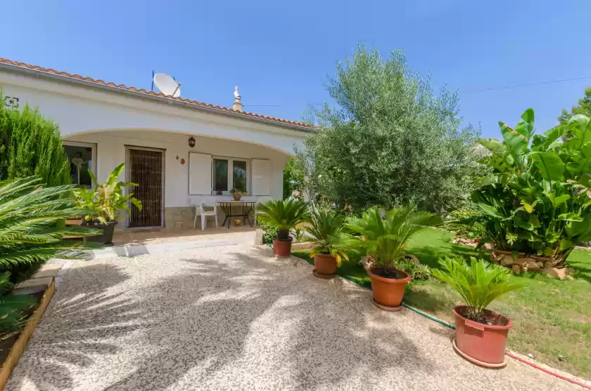 Holiday rentals in Can mestral, Badia Blava
