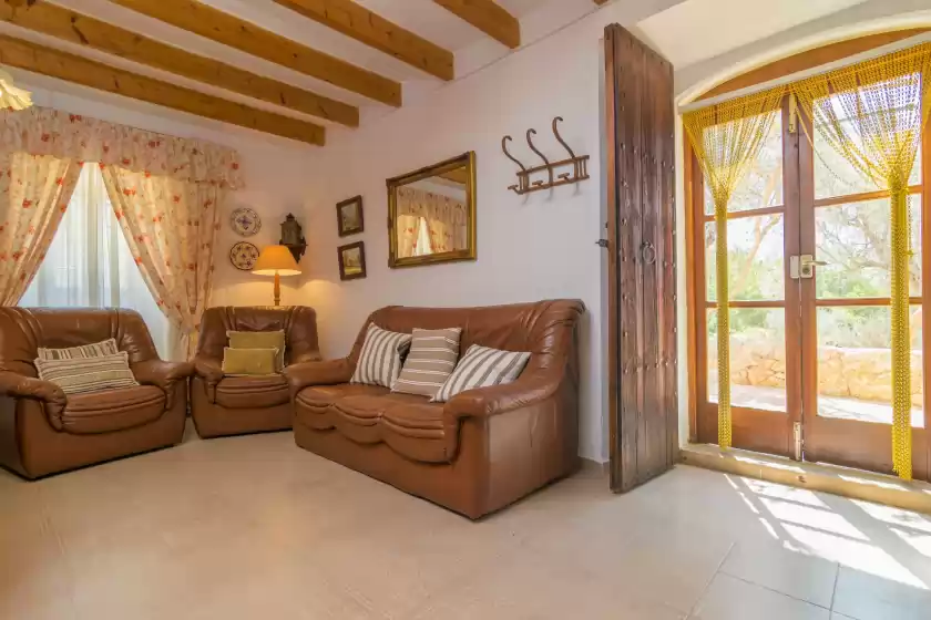 Holiday rentals in Can tiona, s'Arracó