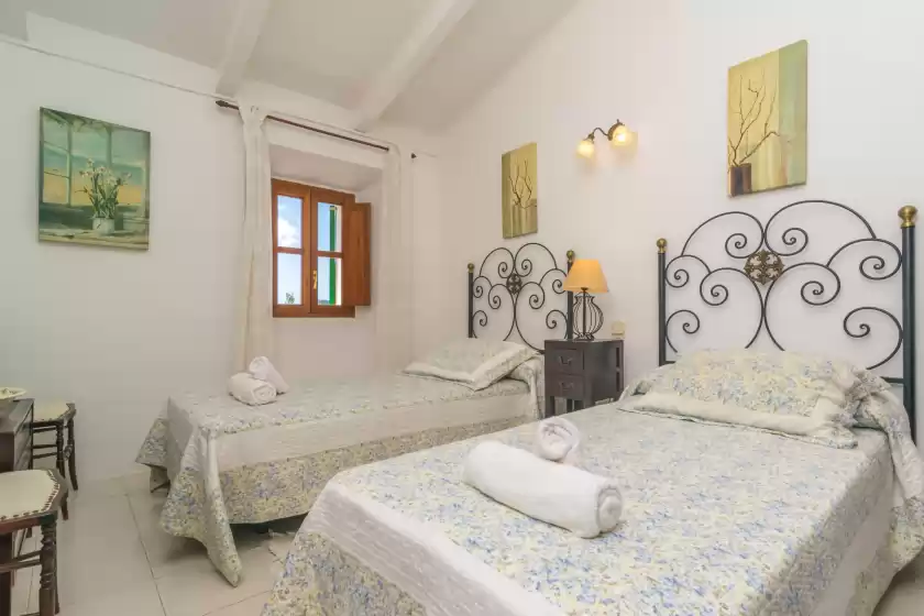 Holiday rentals in Can tiona, s'Arracó