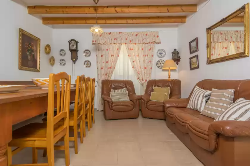 Holiday rentals in Can tiona, s'Arracó