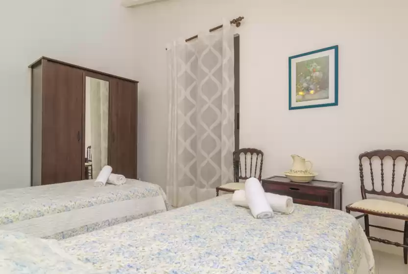 Holiday rentals in Can tiona, s'Arracó