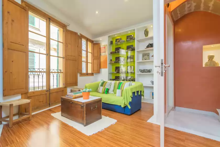 Holiday rentals in Miraclet - adults only, Palma