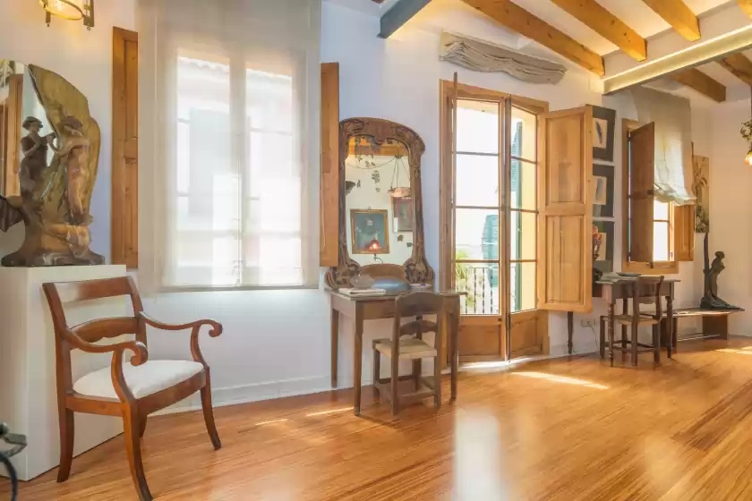 Holiday rentals in Miraclet - adults only, Palma