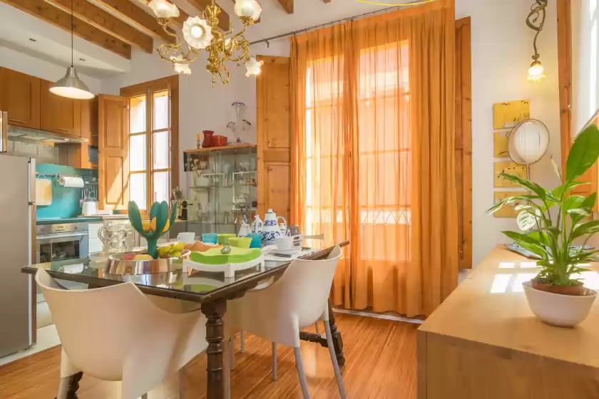 Holiday rentals in Miraclet - adults only, Palma