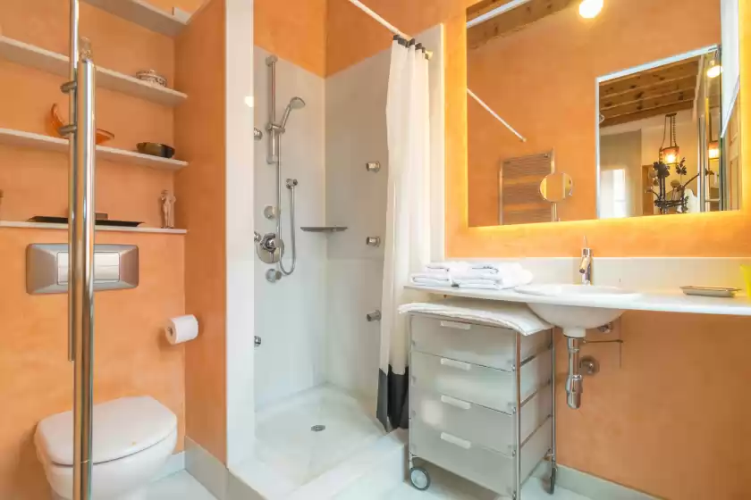 Holiday rentals in Miraclet - adults only, Palma