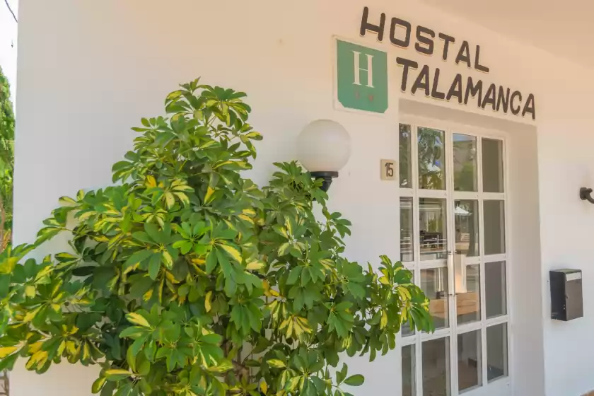 Holiday rentals in Hostal talamanca, Cala d'Or