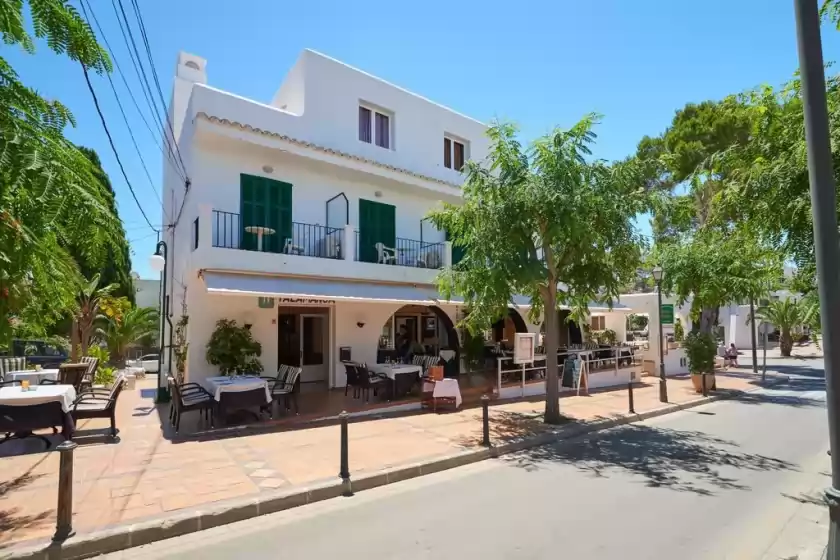Holiday rentals in Hostal talamanca, Cala d'Or