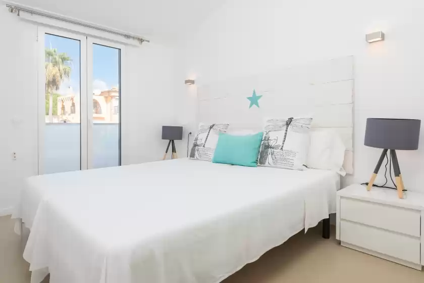 Location de vacances à Port nou ca na cati, Cala Bona