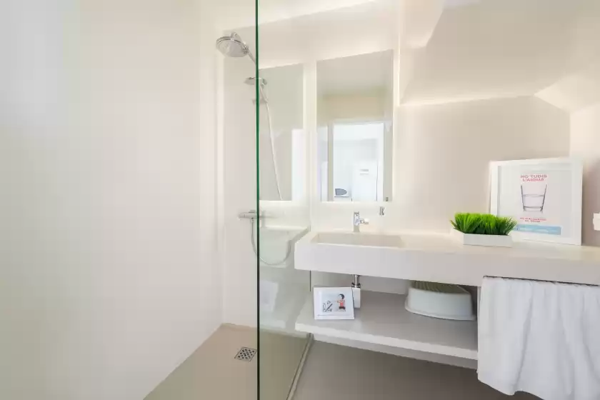 Location de vacances à Port nou ca na cati, Cala Bona