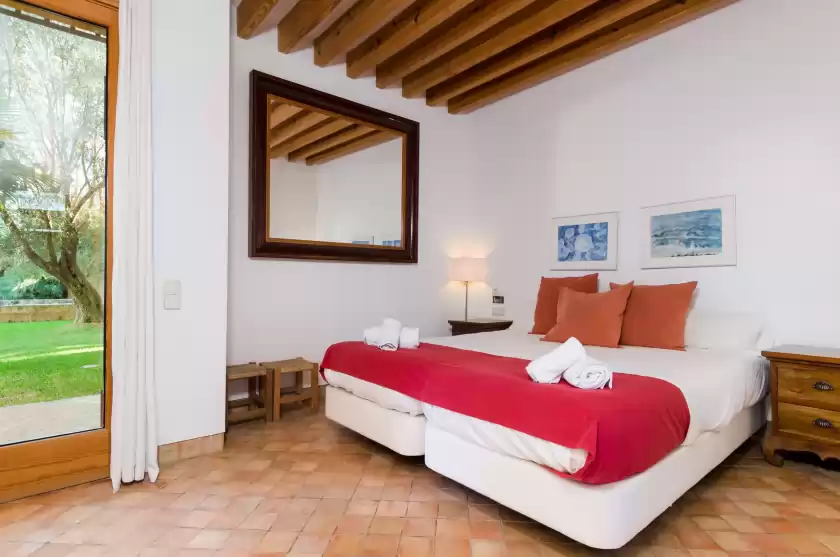 Holiday rentals in Villa son floriana, Cala Bona