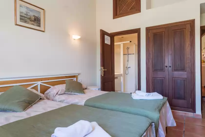 Holiday rentals in Sa plana (cala bona), Cala Bona