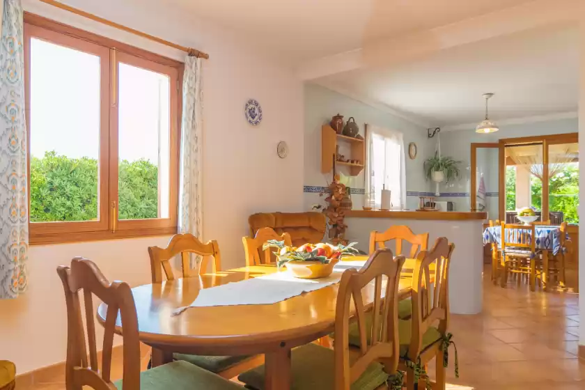 Holiday rentals in Can tut, Campanet