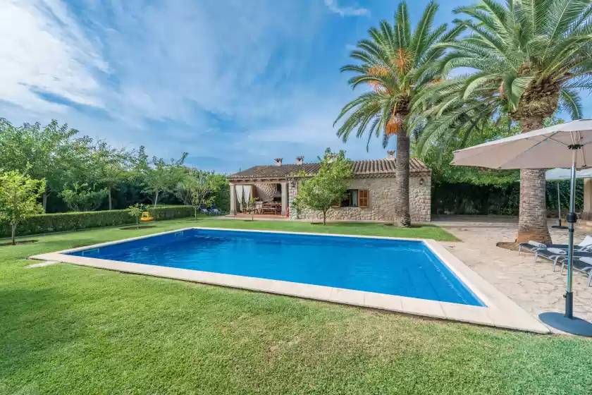 Holiday rentals in Finca pou nou, Inca