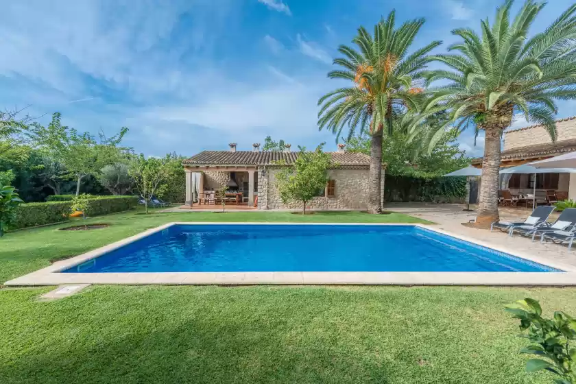 Holiday rentals in Finca pou nou, Inca