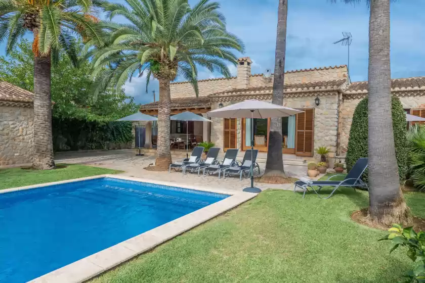 Holiday rentals in Finca pou nou, Inca