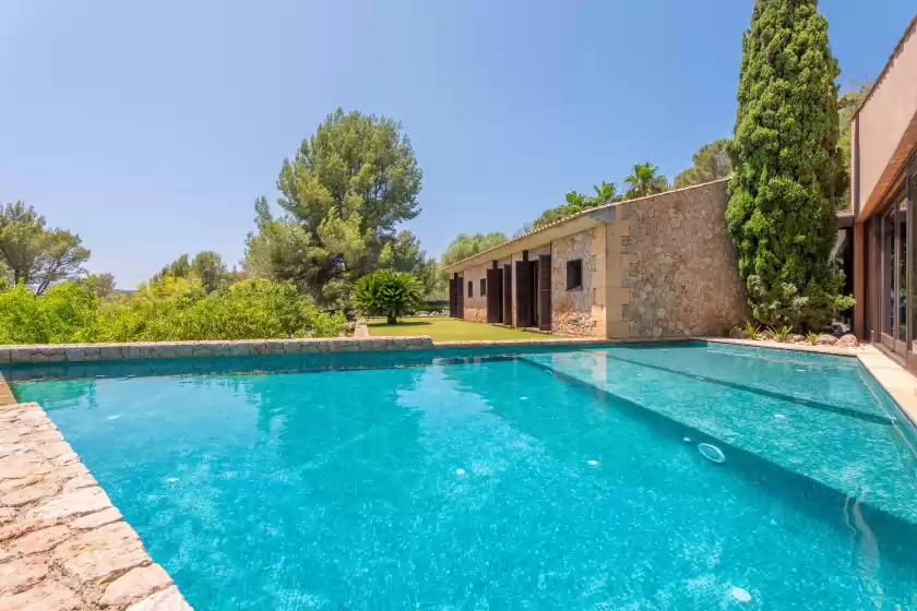 Holiday rentals in Can toni gat, Bunyola