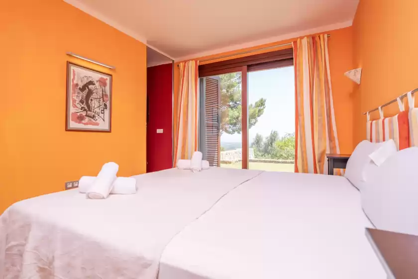 Holiday rentals in Can toni gat, Bunyola