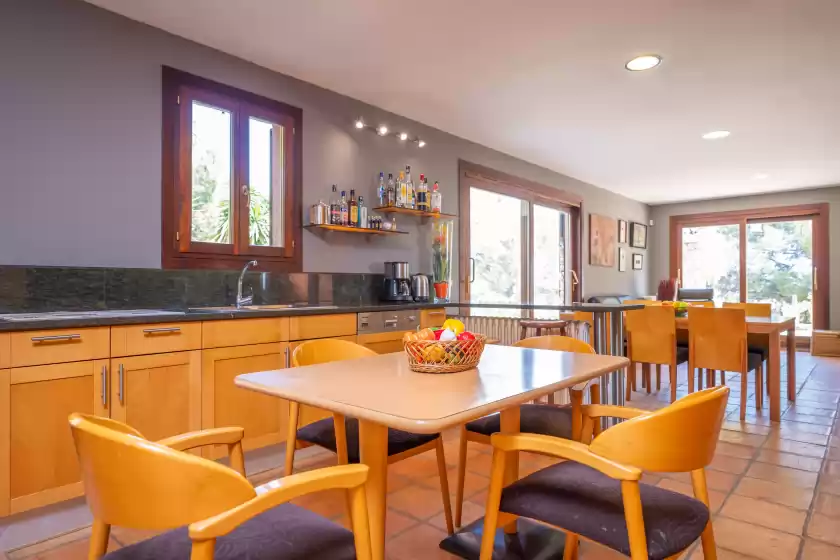 Holiday rentals in Can toni gat, Bunyola