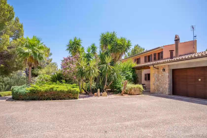 Holiday rentals in Can toni gat, Bunyola