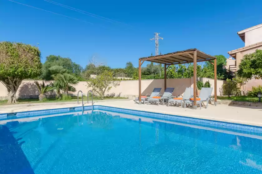 Holiday rentals in Pula viñas, Son Servera